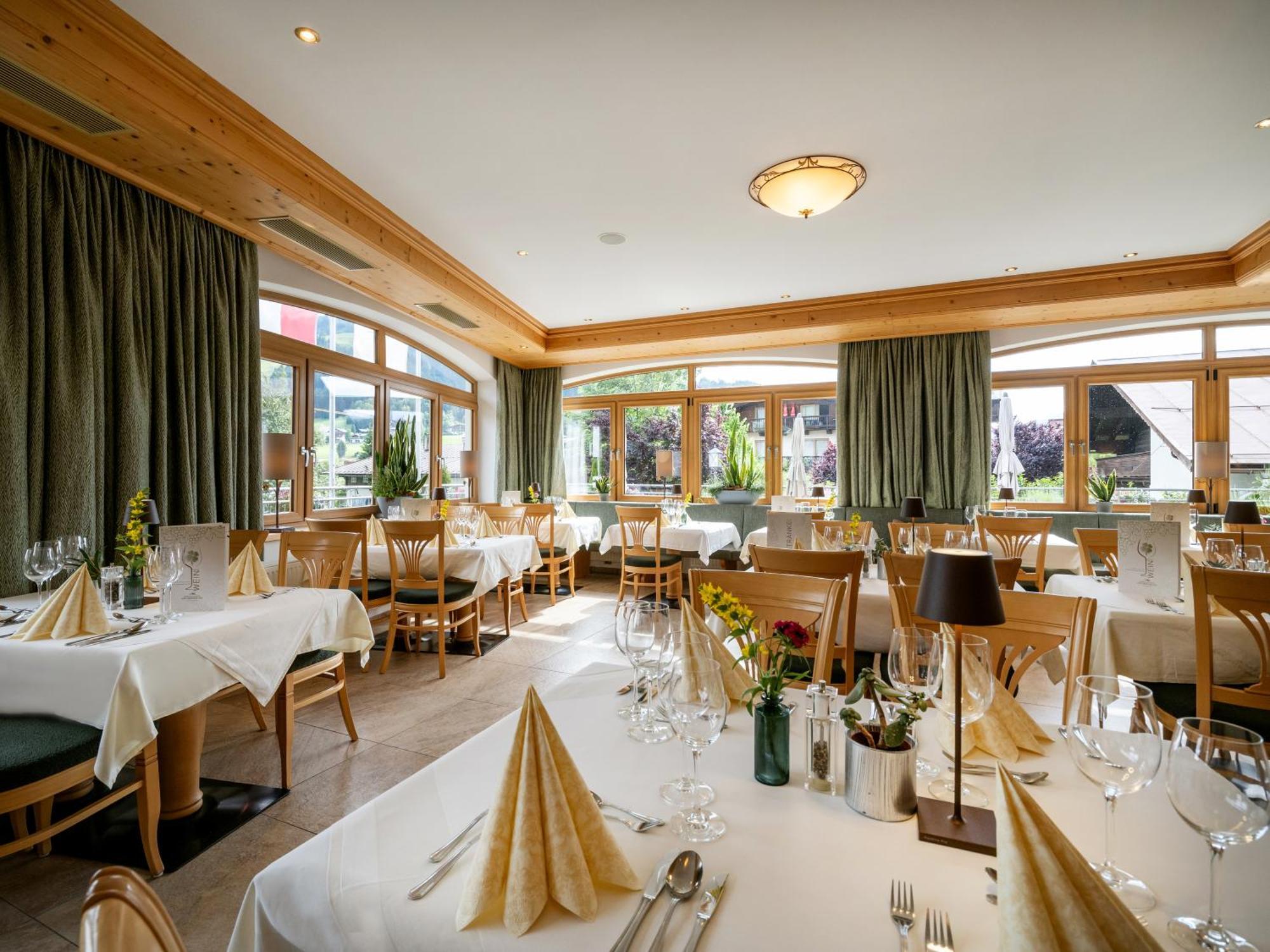 Alpen Glueck Hotel Kirchberger Hof Kirchberg in Tirol Ngoại thất bức ảnh