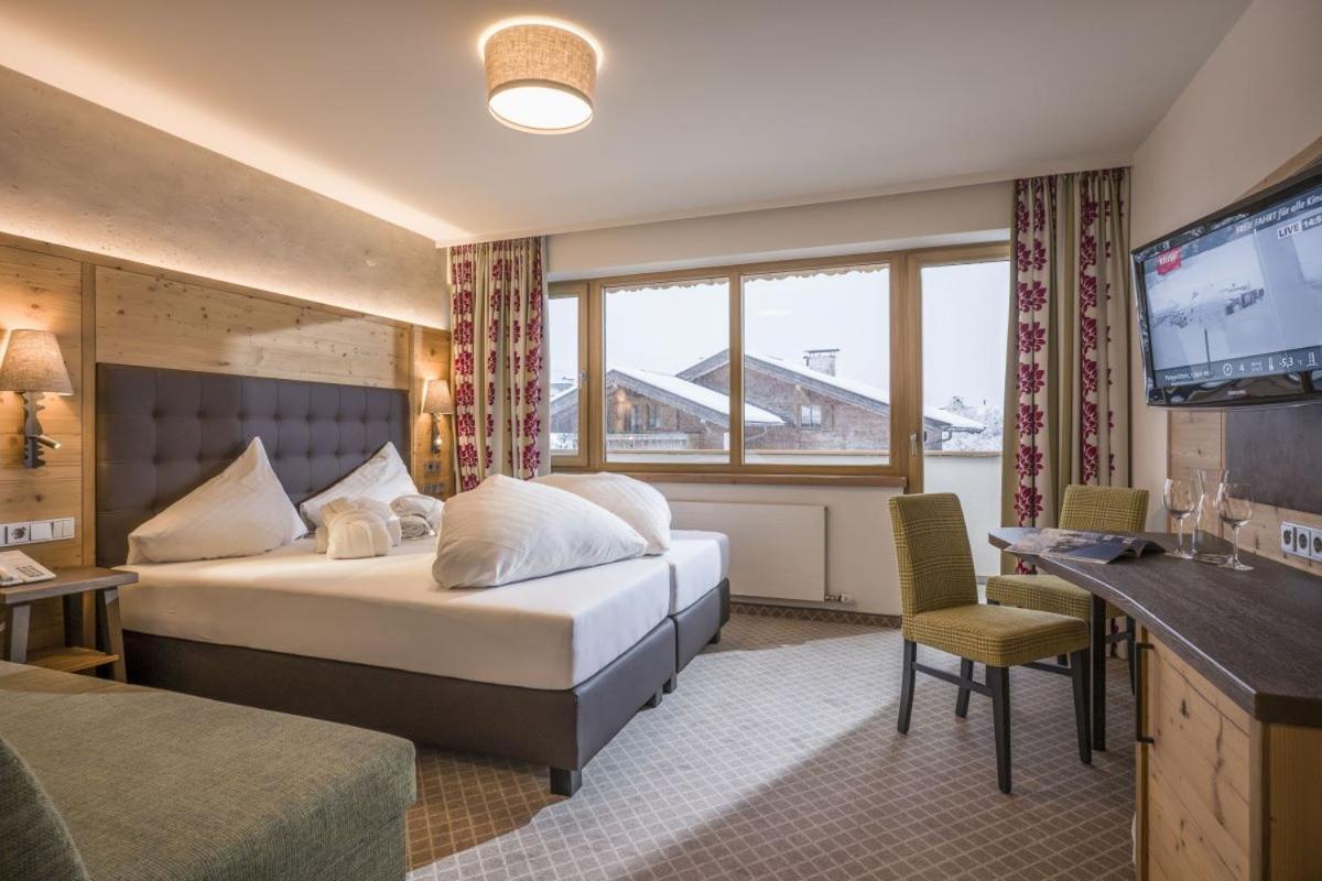 Alpen Glueck Hotel Kirchberger Hof Kirchberg in Tirol Ngoại thất bức ảnh