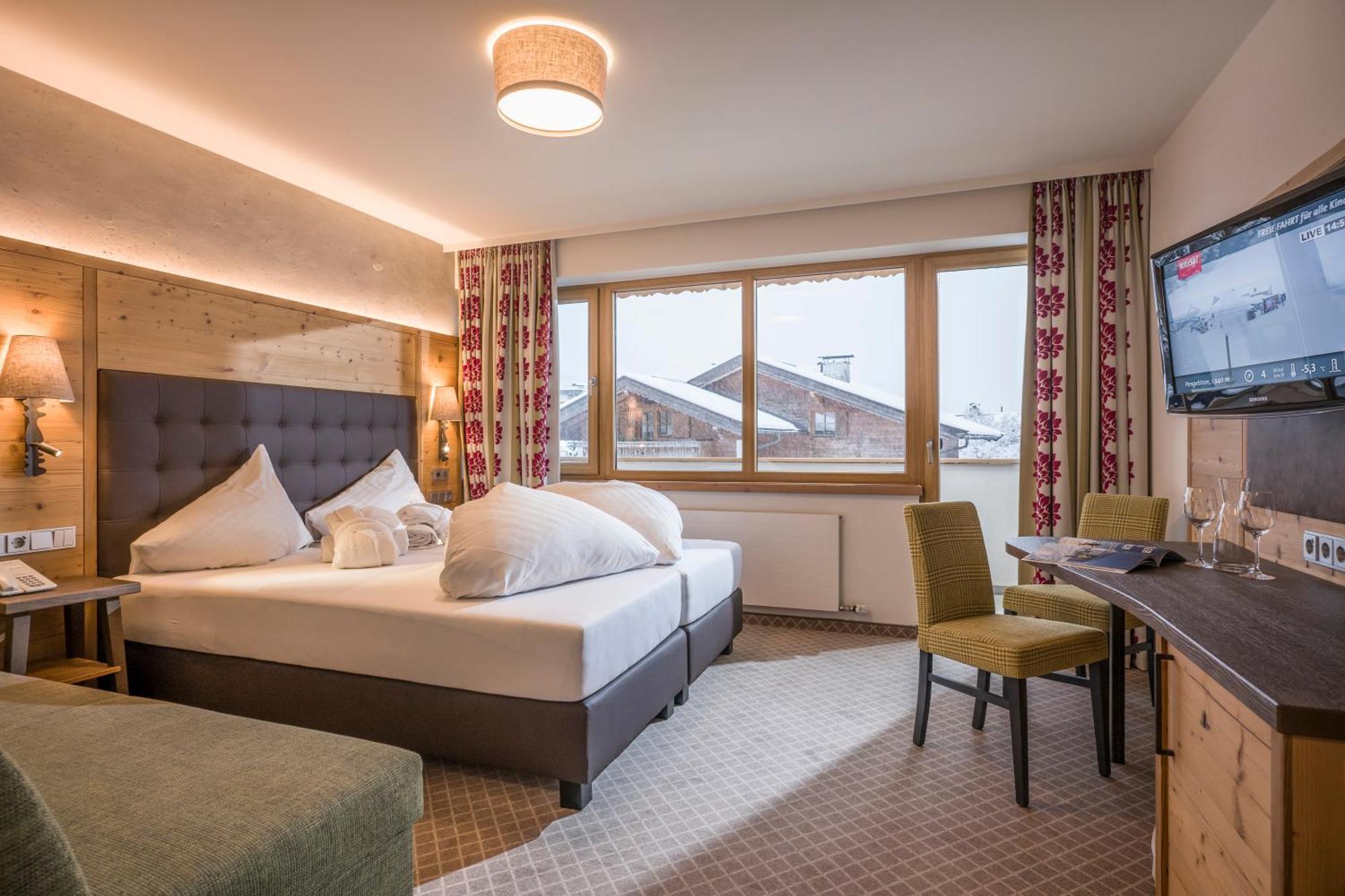 Alpen Glueck Hotel Kirchberger Hof Kirchberg in Tirol Ngoại thất bức ảnh